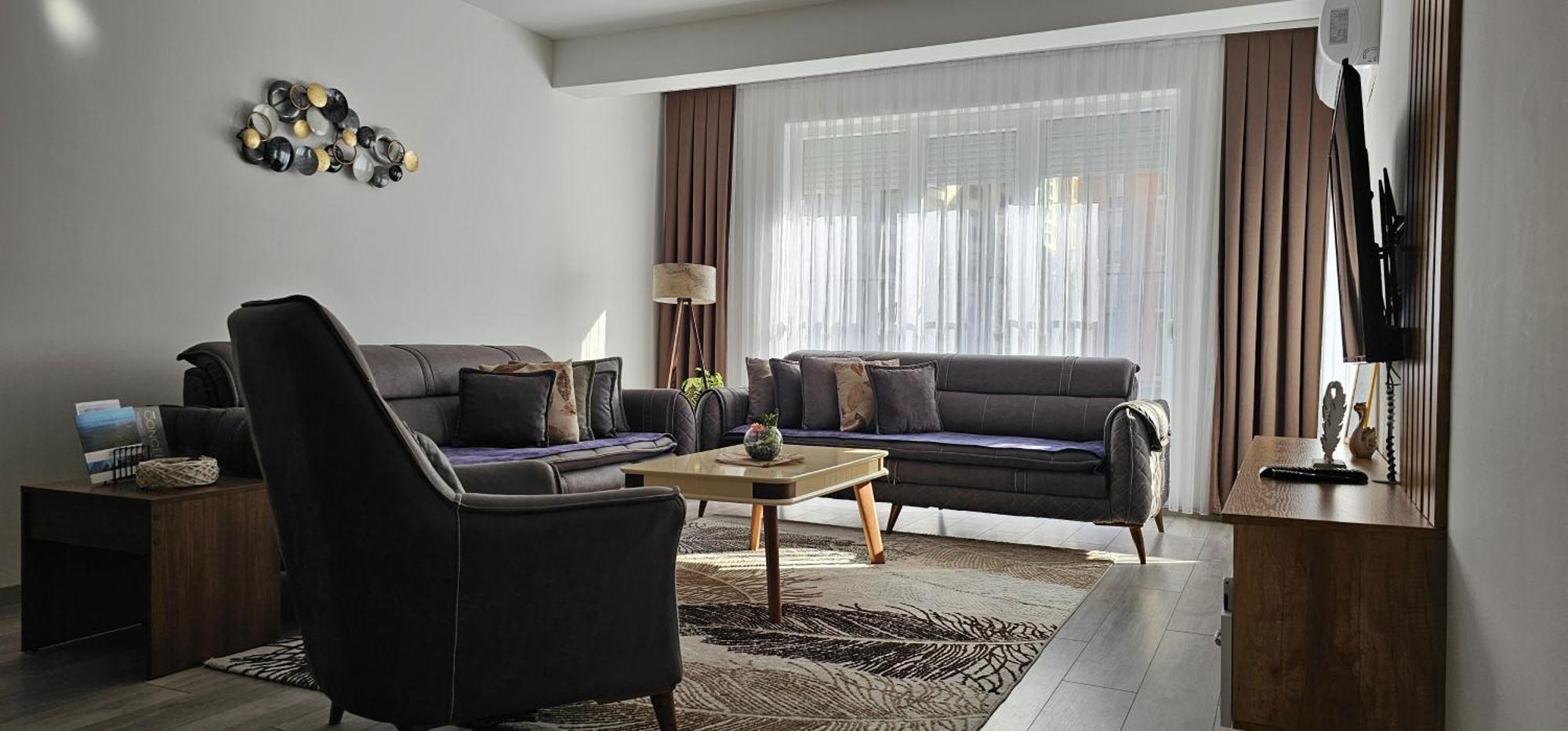 Value Living Apartment Uroševac Exterior foto
