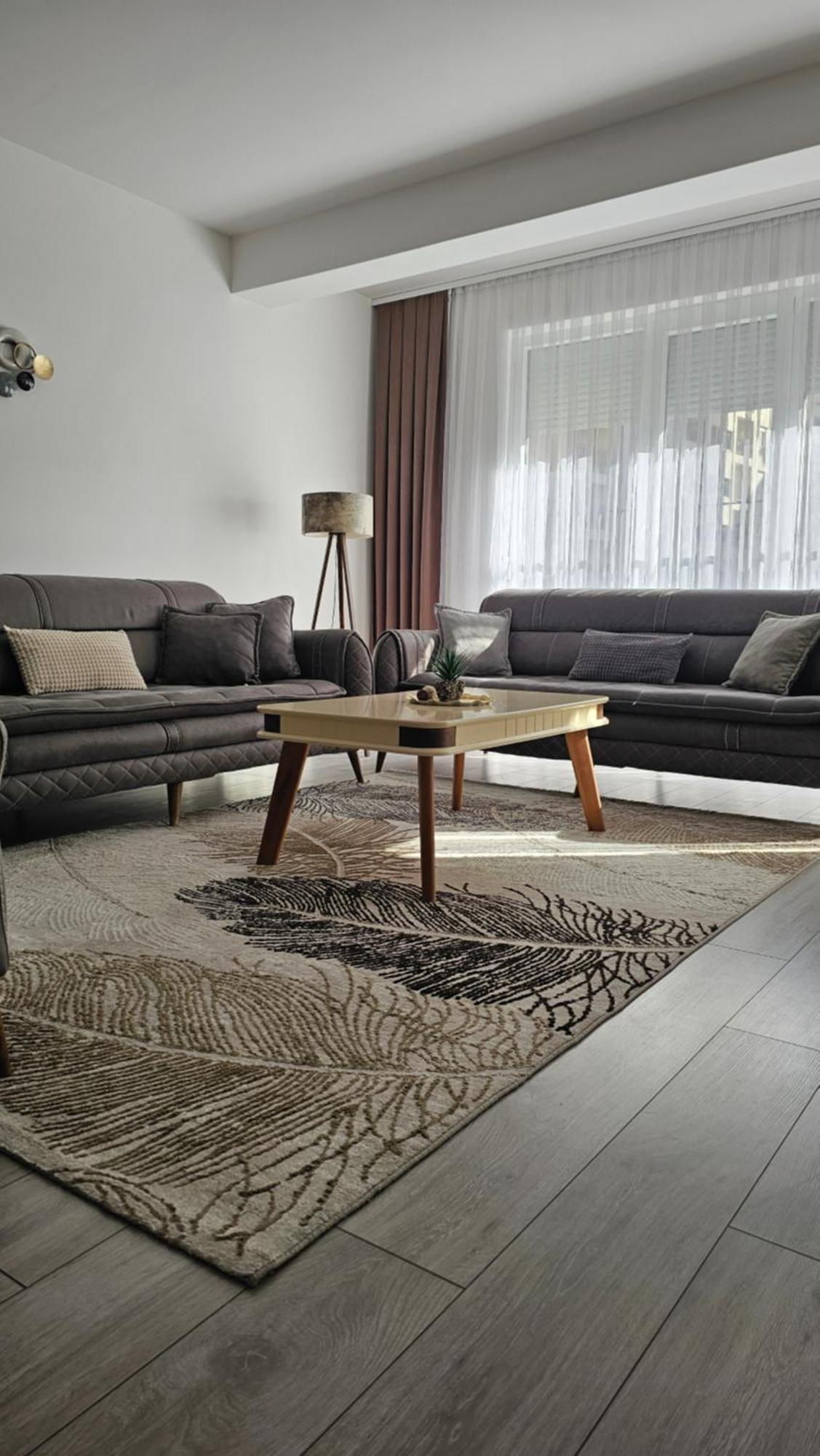 Value Living Apartment Uroševac Exterior foto